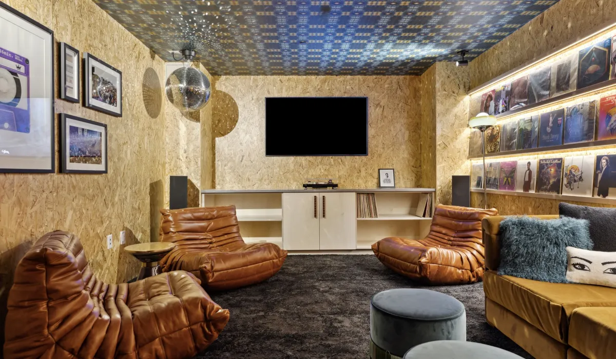 Esox House Interior Lounge